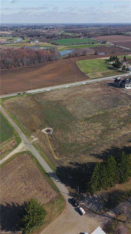 1070 Snyders Flats Road Property Photo 8