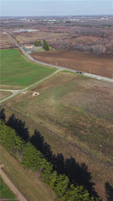 1070 Snyders Flats Road Property Photo 9