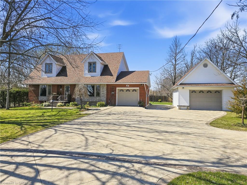 3076 Grassie Road Property Photo 1
