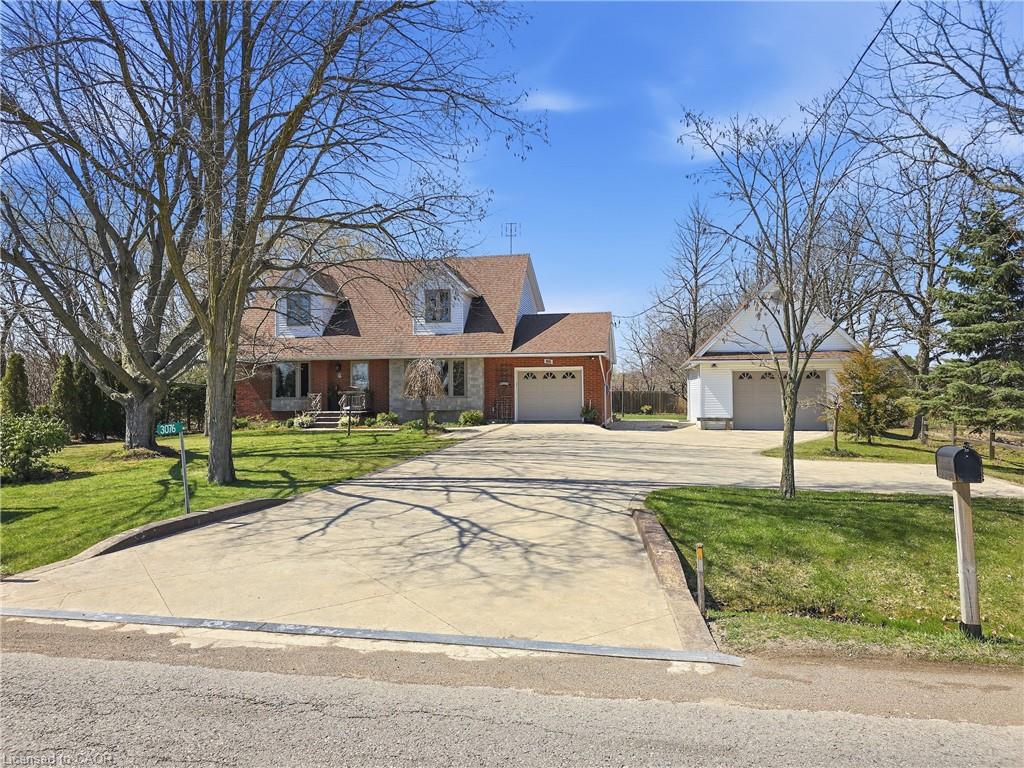 3076 Grassie Road Property Photo 2