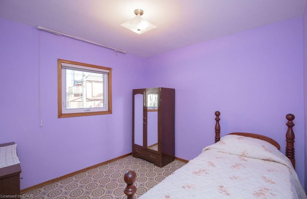 91 Pearl Street N Property Photo 19