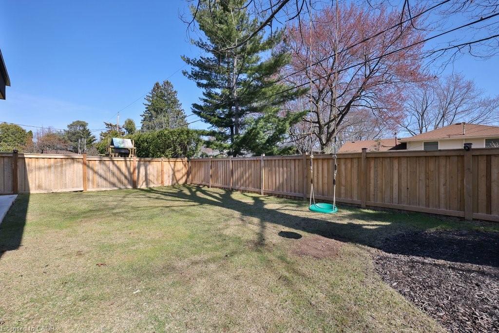 4482 Cosburn Crescent Property Photo 46