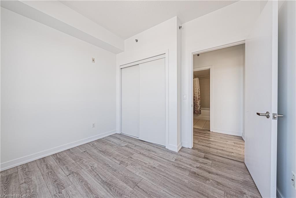 706-2486 Old Bronte Road Property Photo 17