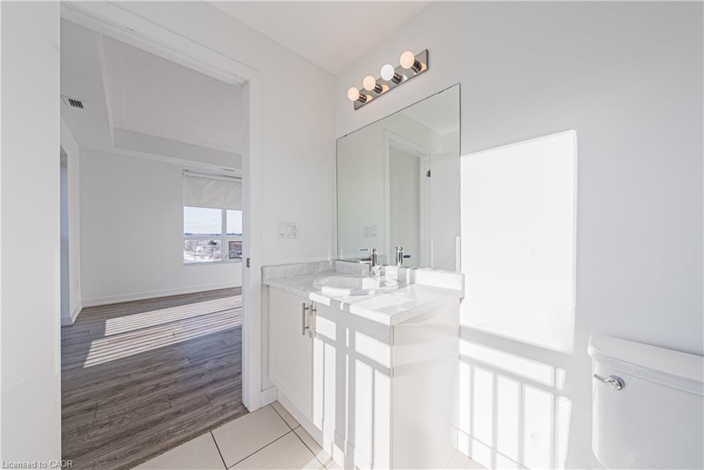 706-2486 Old Bronte Road Property Photo 21