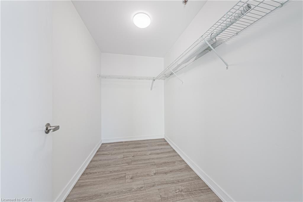 706-2486 Old Bronte Road Property Photo 23