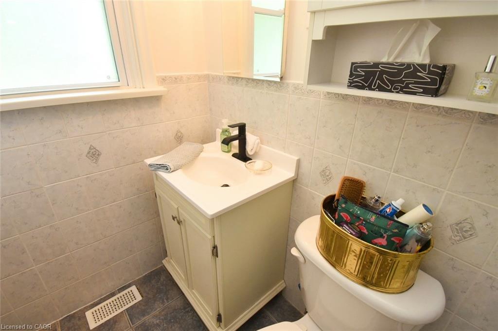 33 Burwell Avenue Property Photo 19
