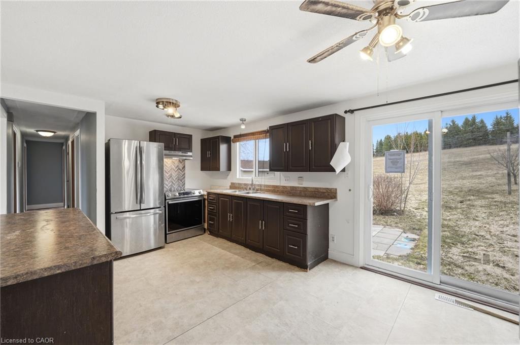 692 Emily Park Road Property Photo 12