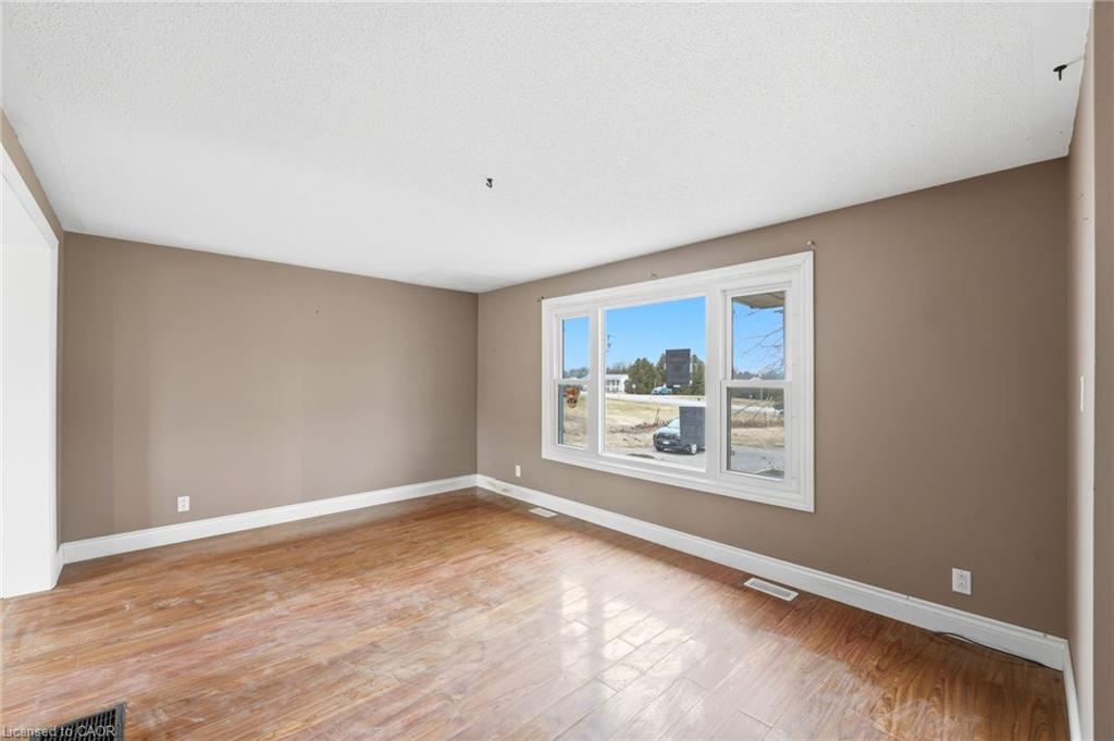 692 Emily Park Road Property Photo 13