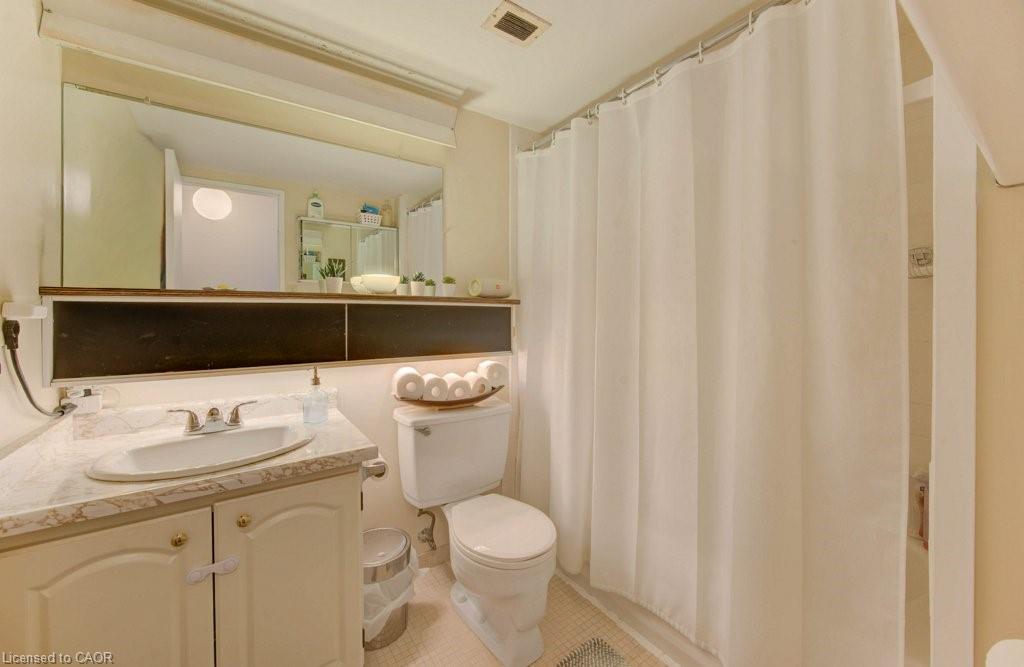 509-225 Harvard Place Property Photo 42