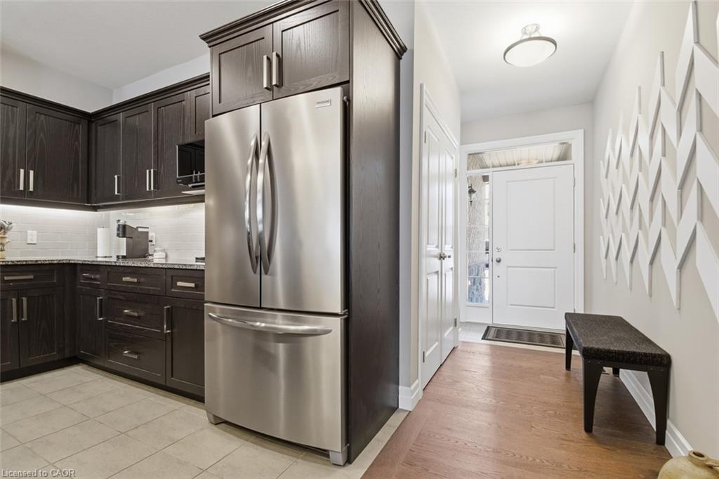 18 Borden Trail Property Photo 11