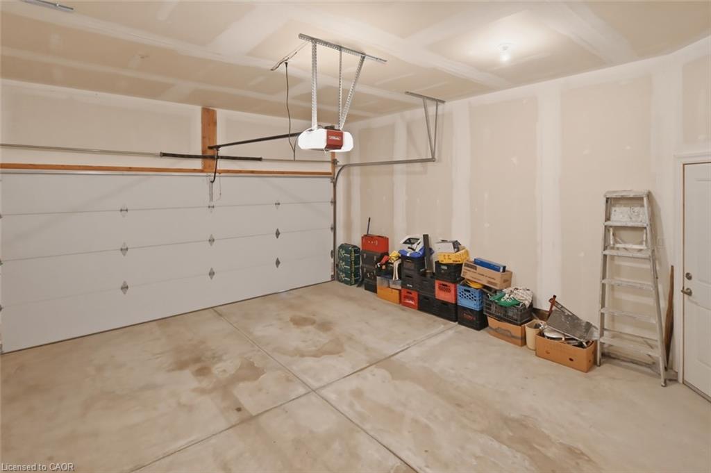 18 Borden Trail Property Photo 45