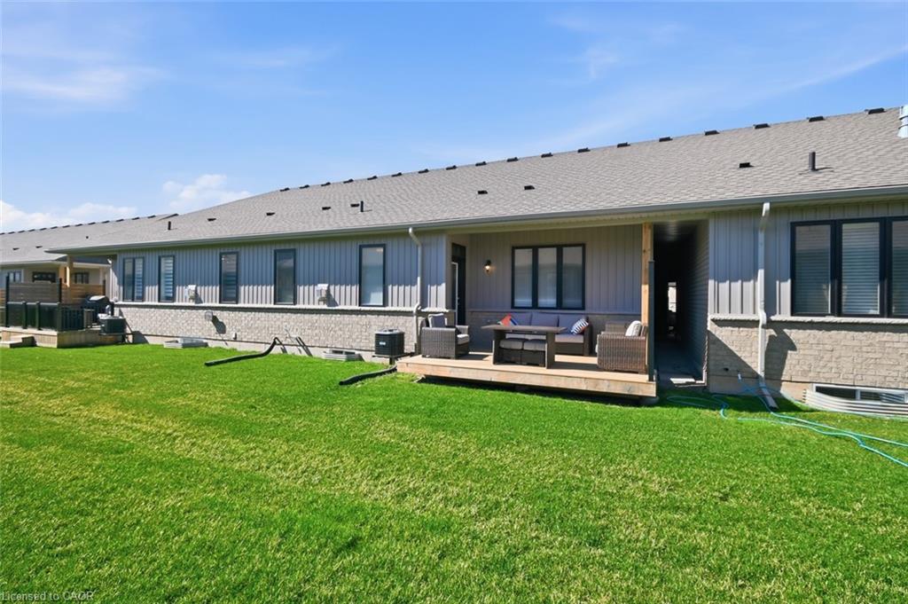 18 Borden Trail Property Photo 46