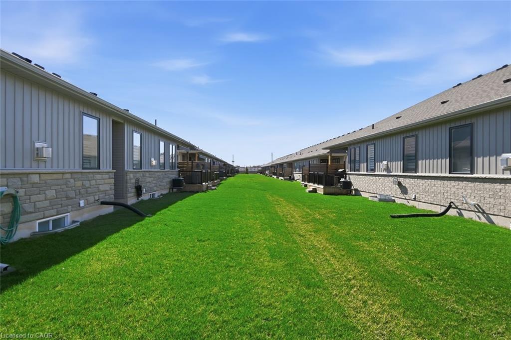 18 Borden Trail Property Photo 47