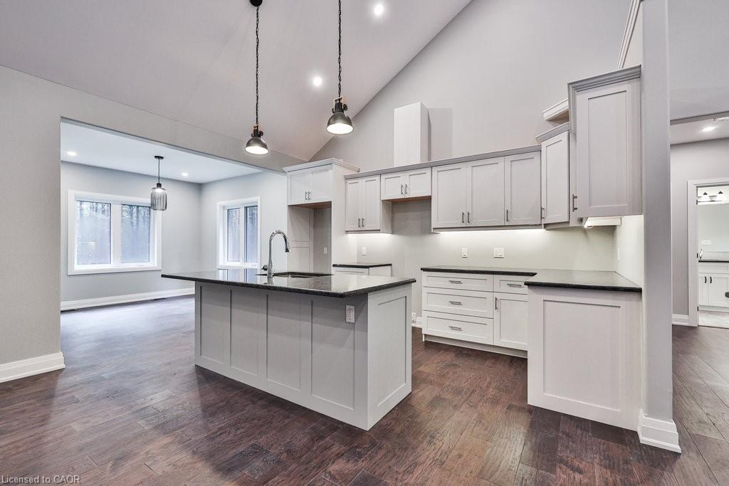 72 Harmonious Drive Property Photo 7