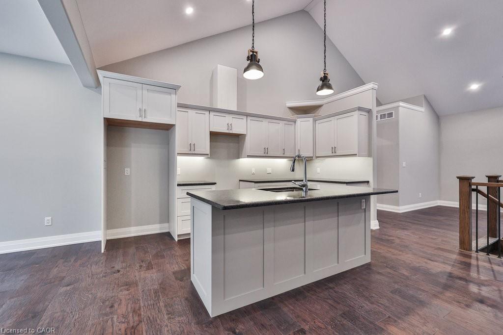 72 Harmonious Drive Property Photo 8