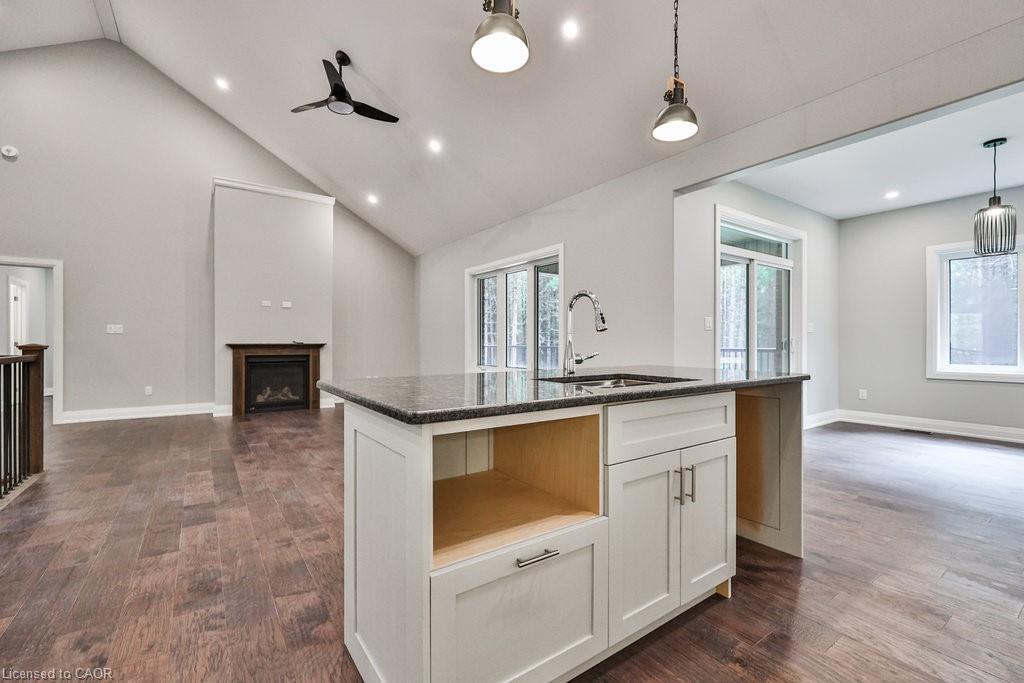 72 Harmonious Drive Property Photo 11