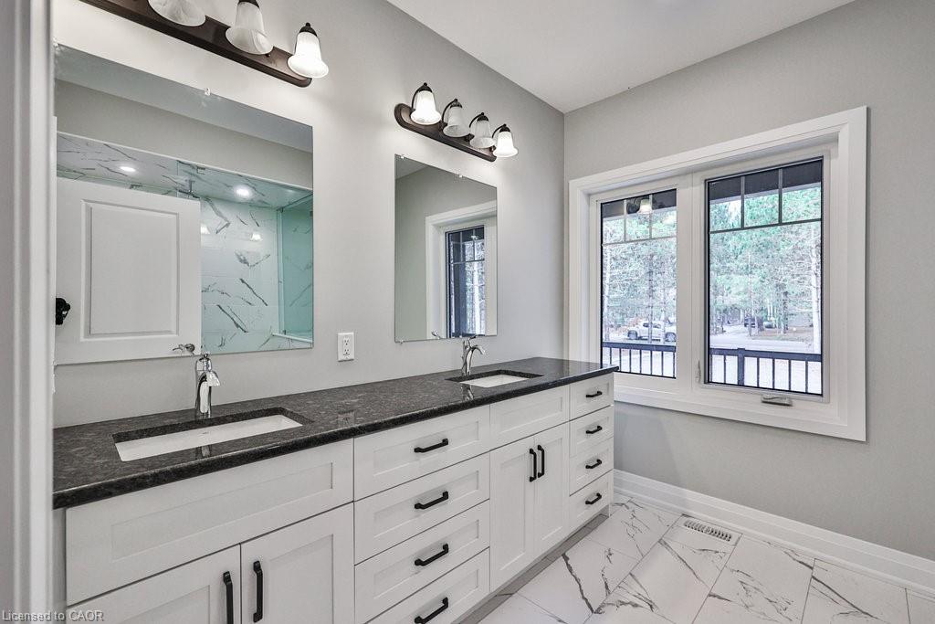 72 Harmonious Drive Property Photo 17