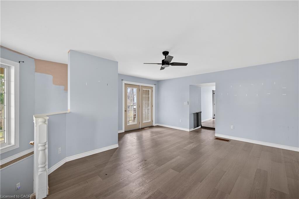 527 Bond Street Property Photo 6