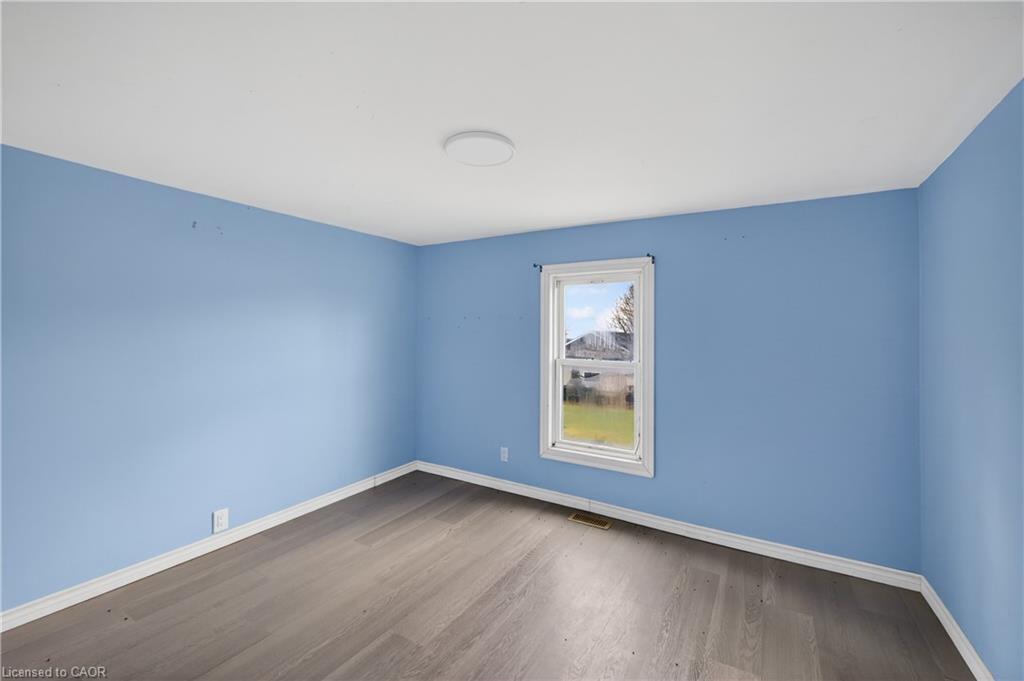 527 Bond Street Property Photo 16