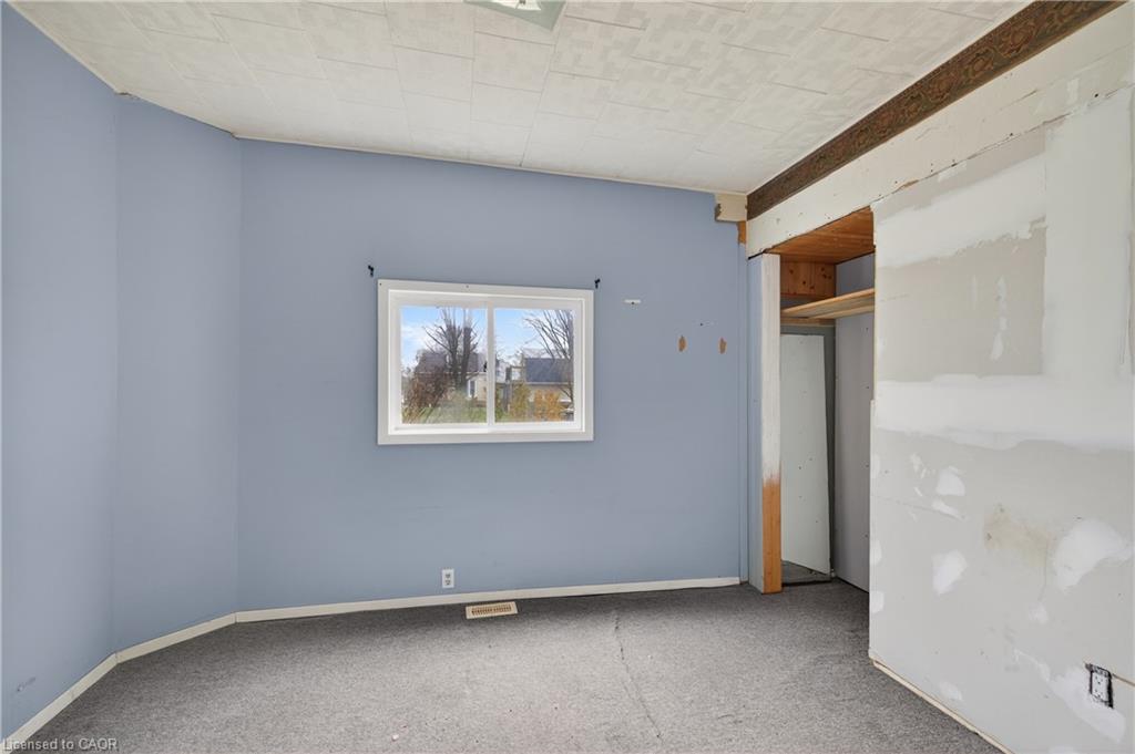 527 Bond Street Property Photo 19