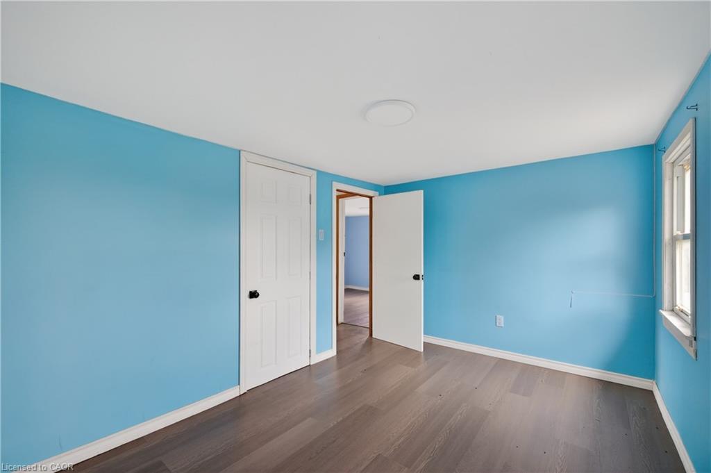 527 Bond Street Property Photo 24