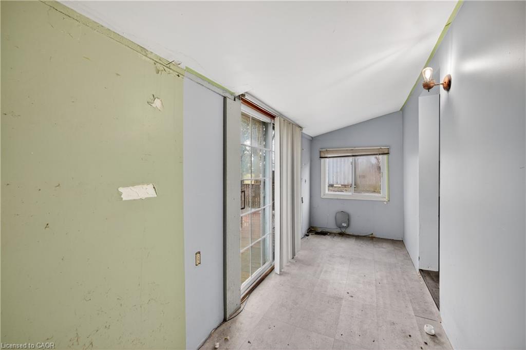527 Bond Street Property Photo 29