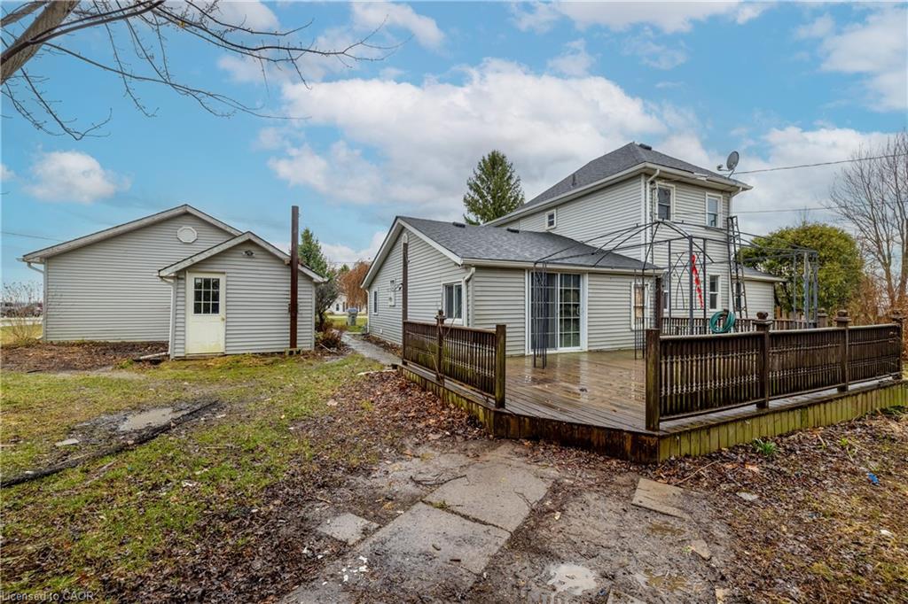 527 Bond Street Property Photo 32