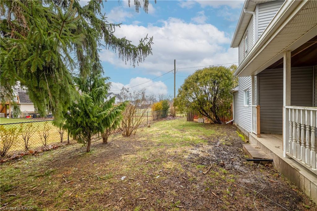 527 Bond Street Property Photo 34