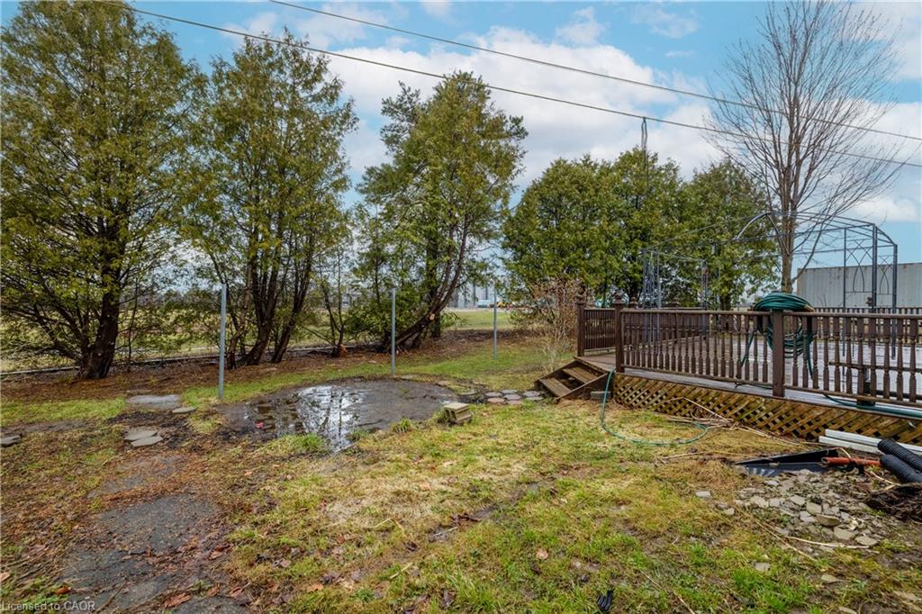 527 Bond Street Property Photo 36