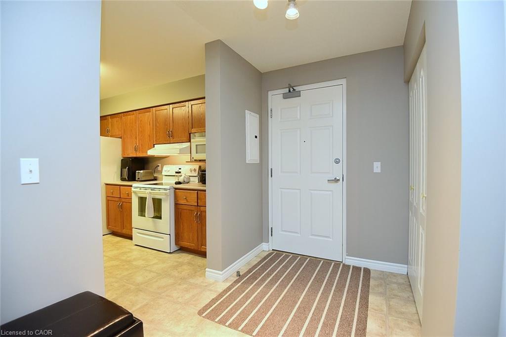 214-317 Lock Street Property Photo 5