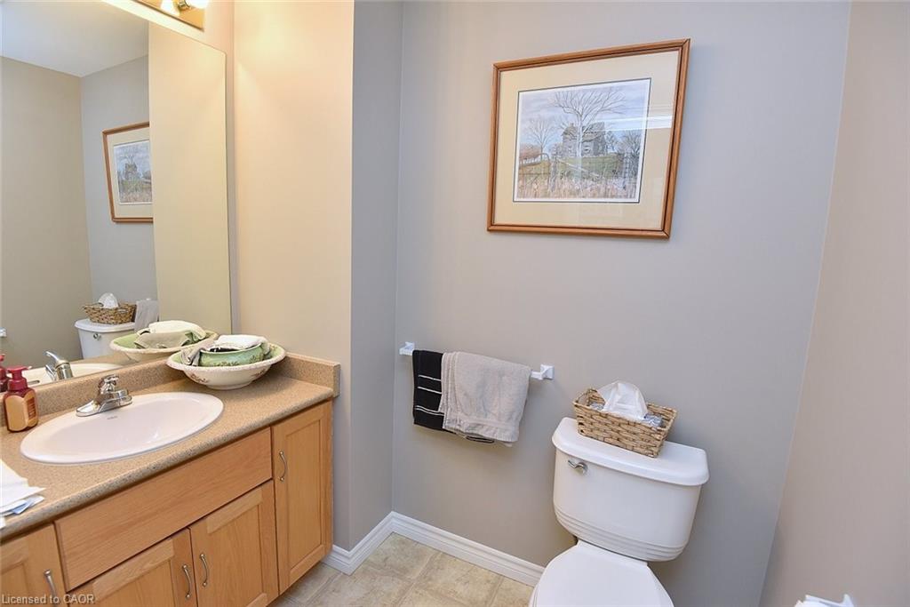 214-317 Lock Street Property Photo 17