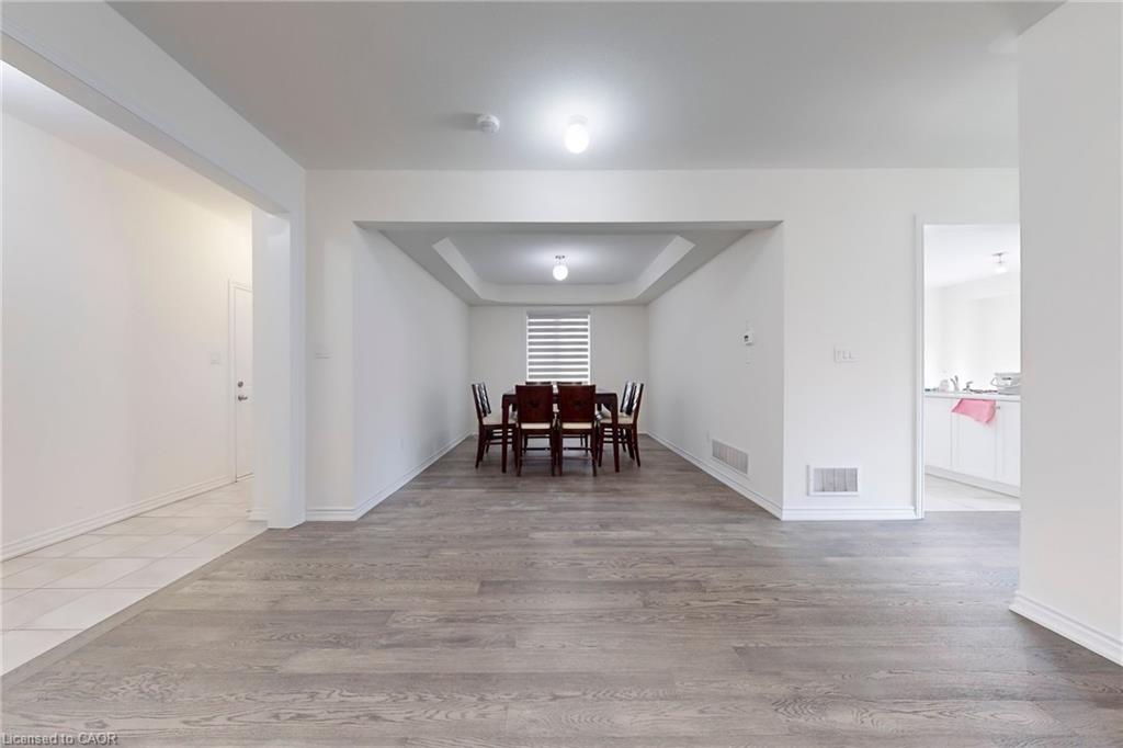 630 Lemay Grove Property Photo 13