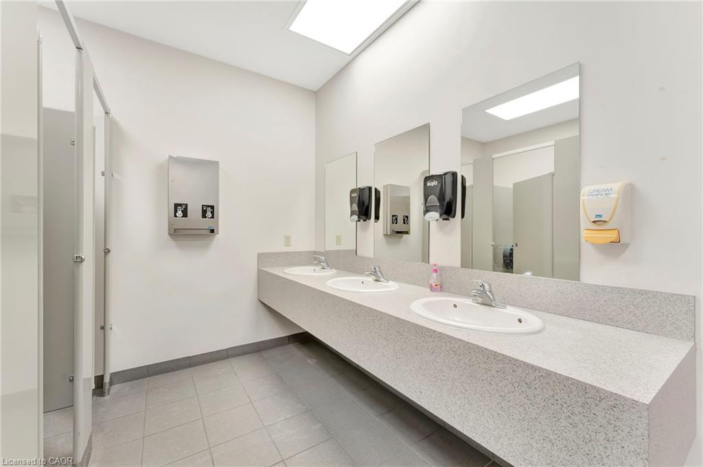 2189 Speers Road Property Photo 15