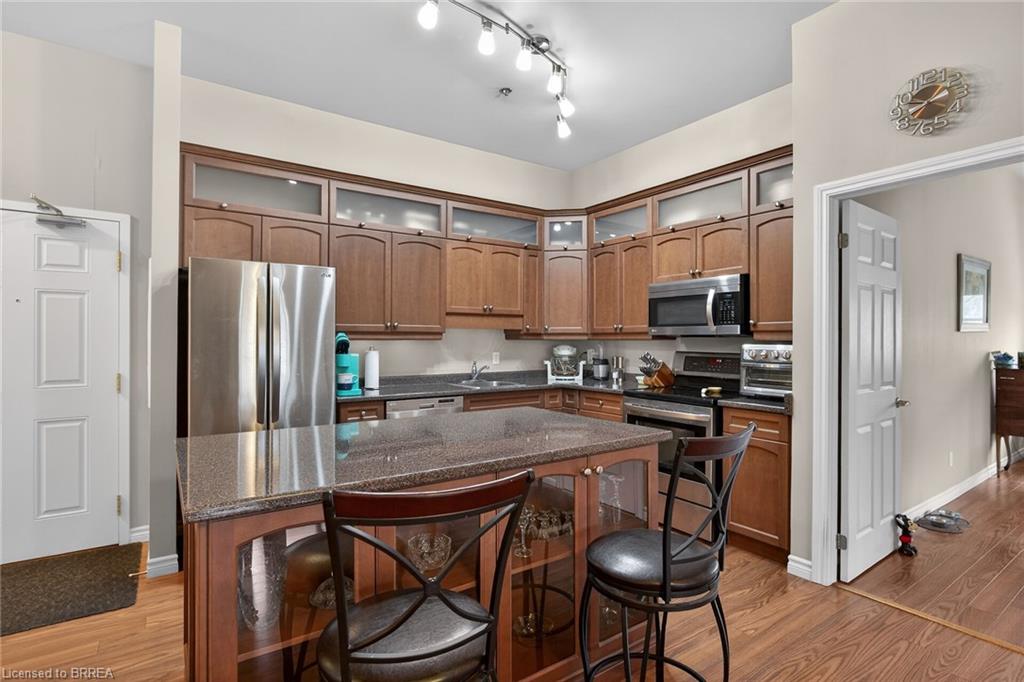 405-140 West River Street Property Photo 10