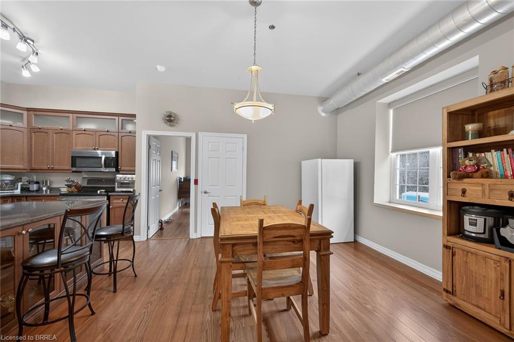 405-140 West River Street Property Photo 11