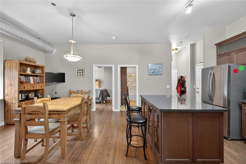 405-140 West River Street Property Photo 15