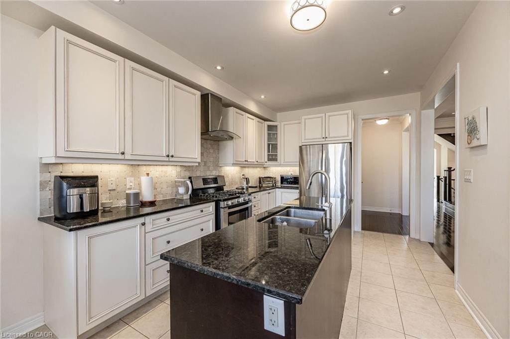 2453 Village Common Property Photo 12