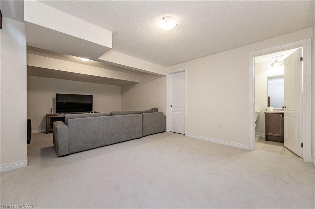 2453 Village Common Property Photo 31
