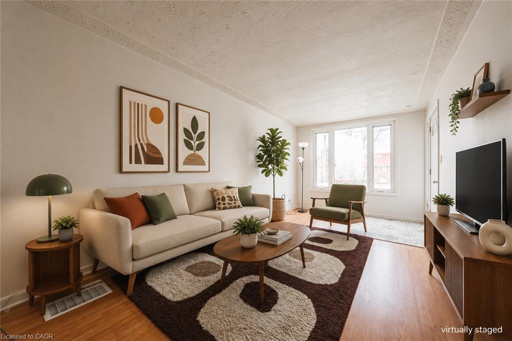 22 Worsley Road Property Photo 3