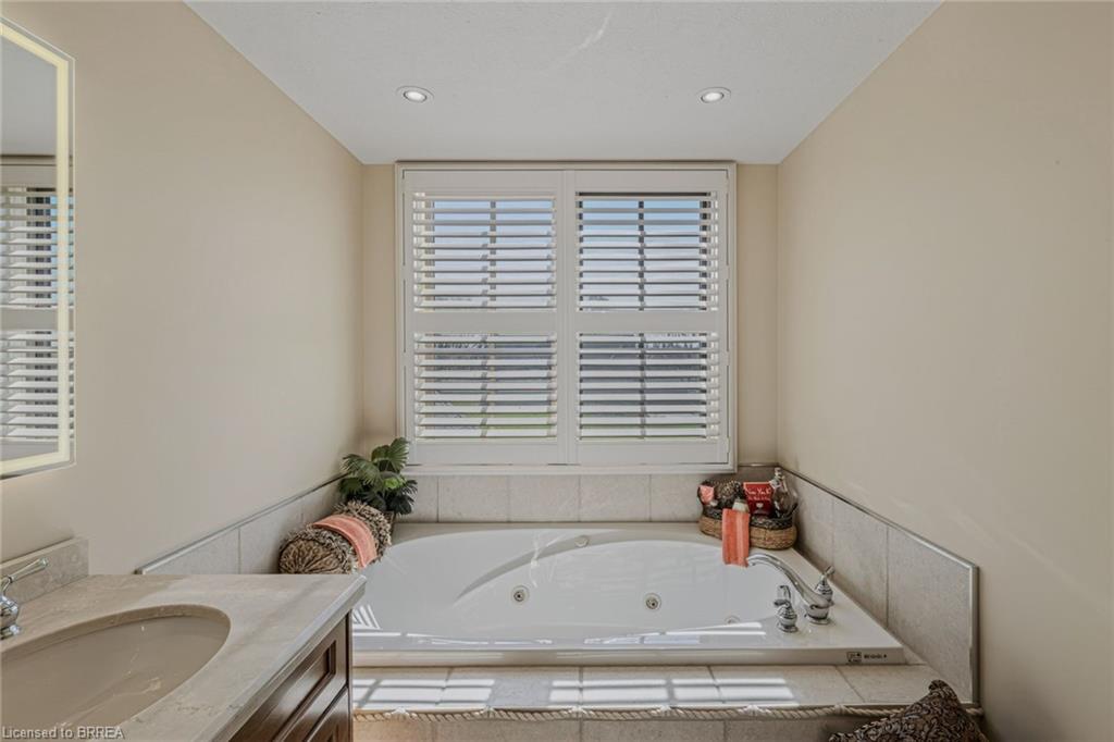 9 Rue Chateaux Terrace Property Photo 27