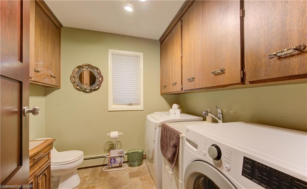 48 Dupont Street Property Photo 13