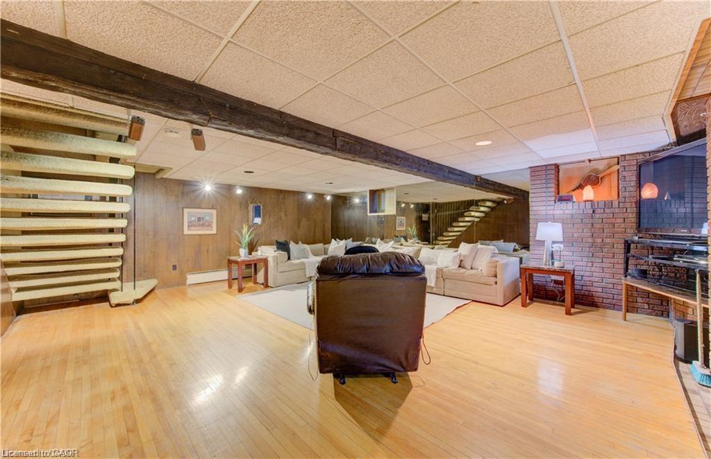 48 Dupont Street Property Photo 22