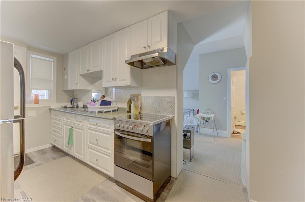 48 Dupont Street Property Photo 40