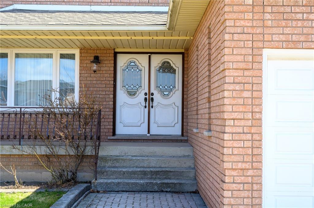 27 Trieste Place Property Photo 2