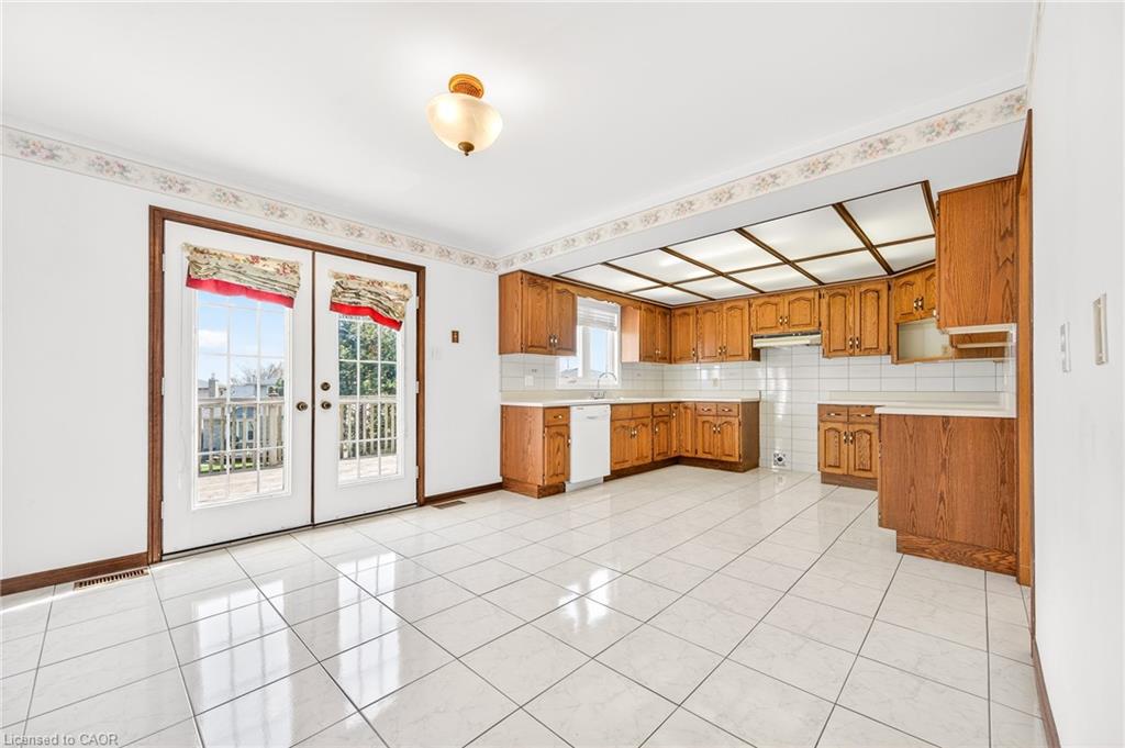27 Trieste Place Property Photo 8