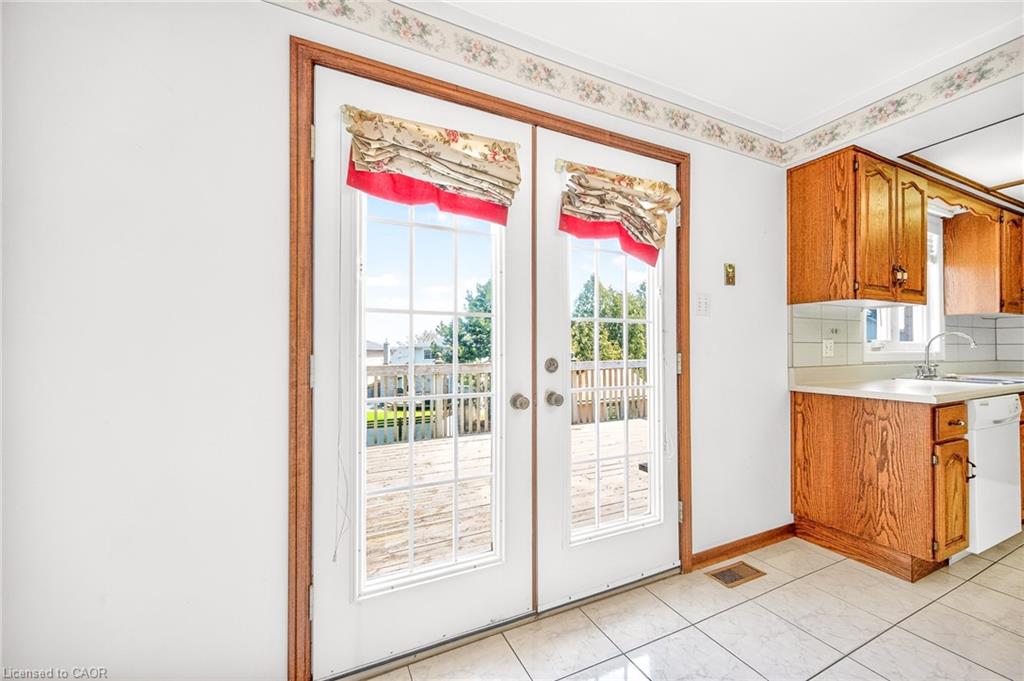 27 Trieste Place Property Photo 10