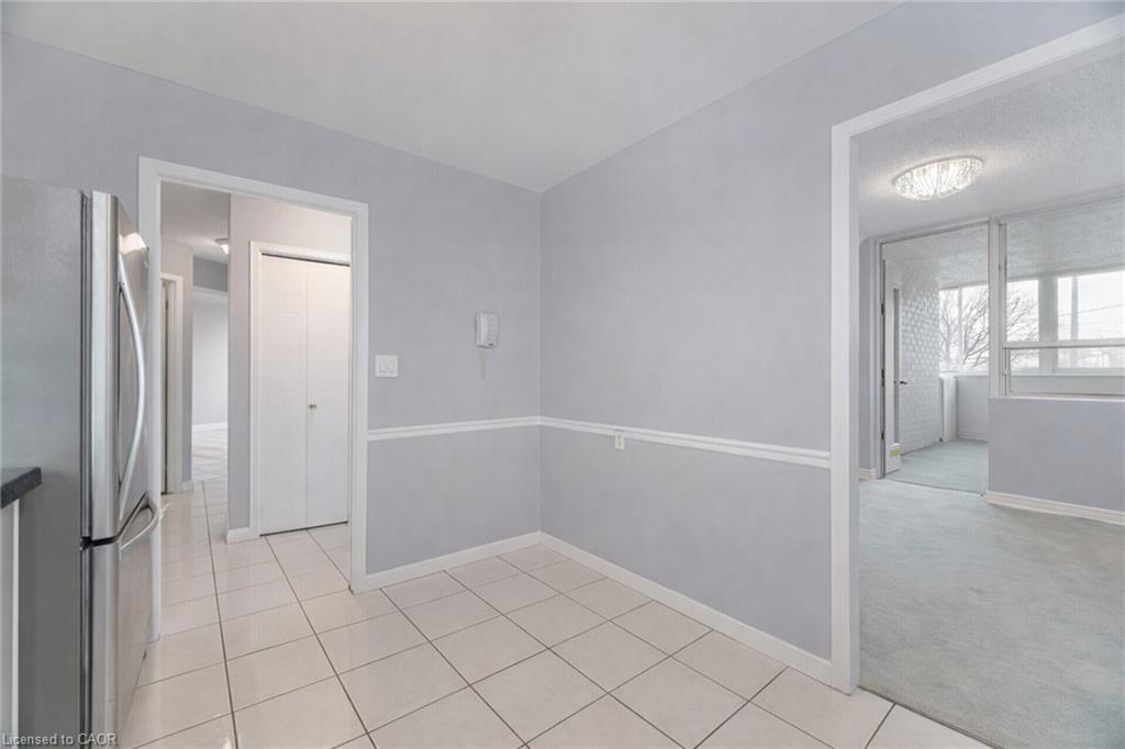 201-166 Mountain Park Avenue Property Photo 14