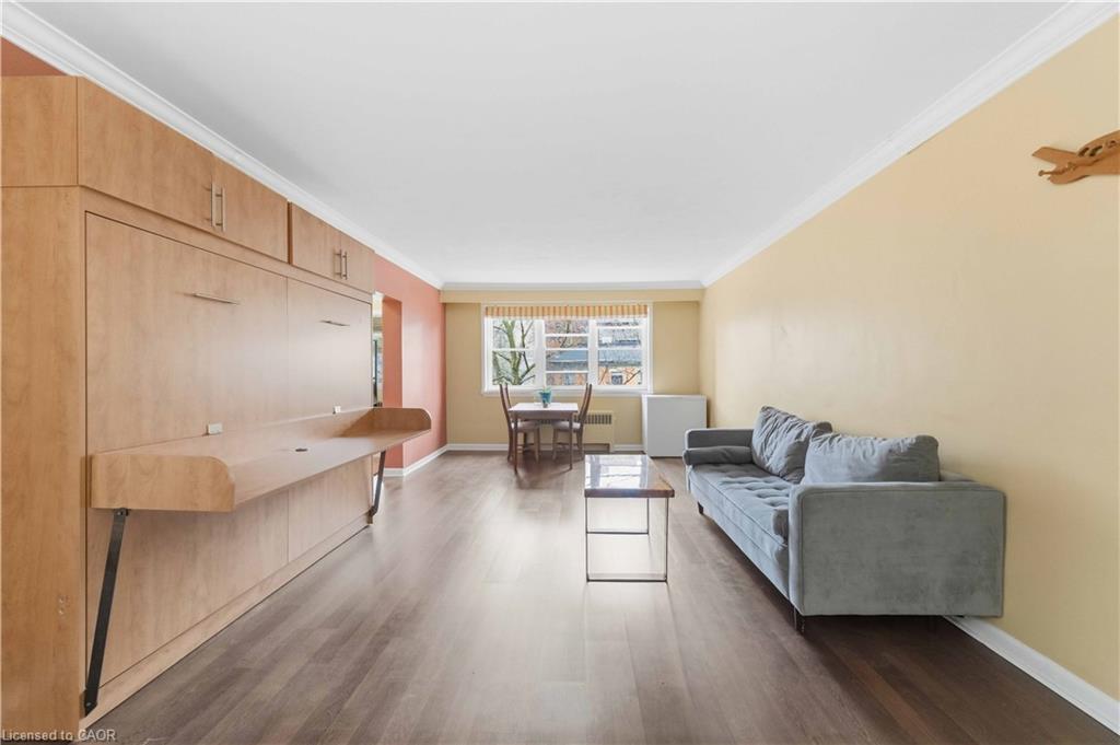 23-231 Macnab Street S Property Photo 3