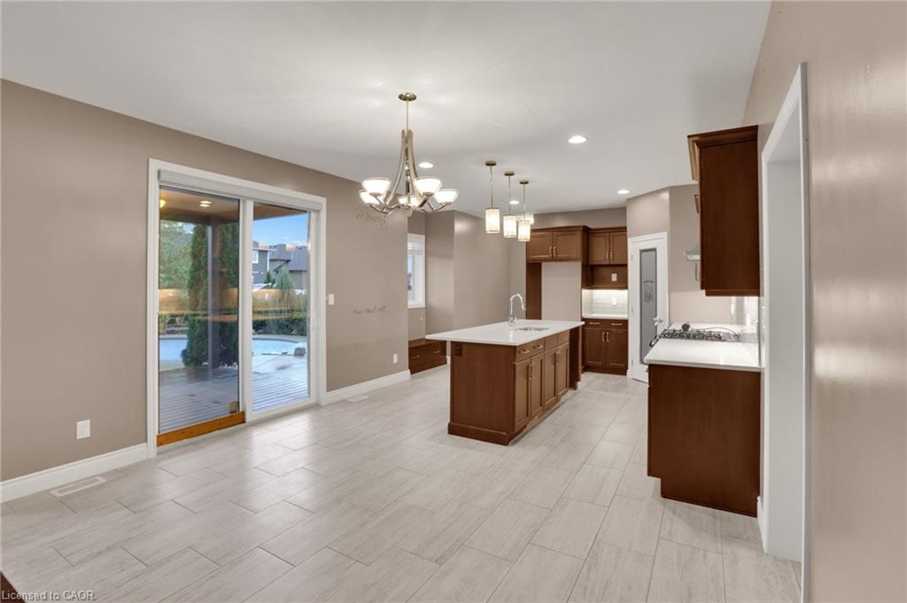 212 Jasmine Drive Property Photo 8