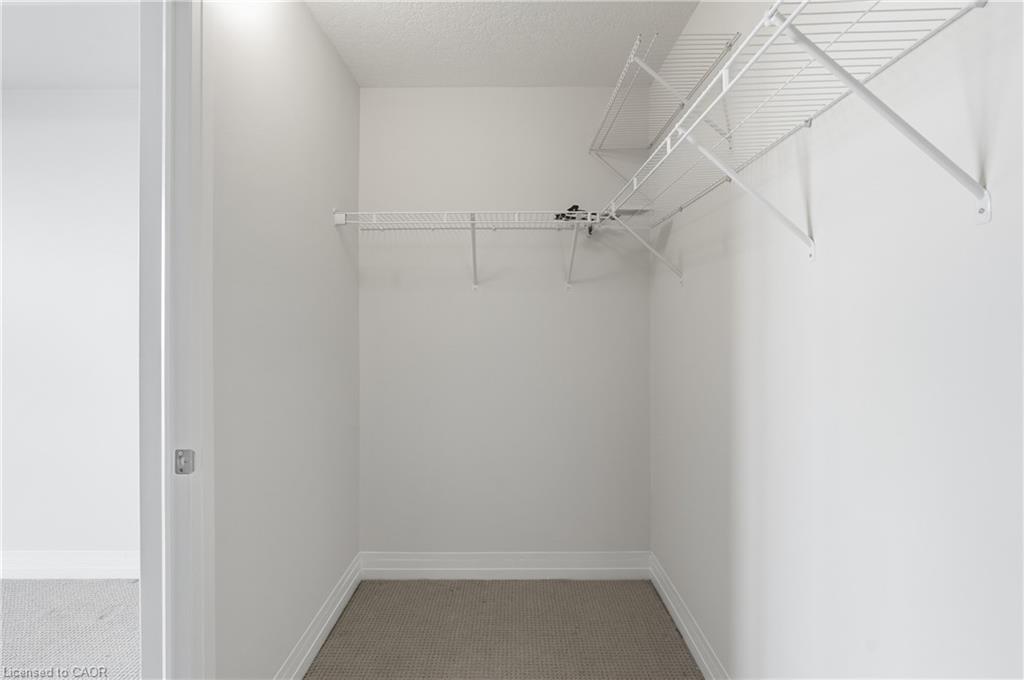 304-10 Concord Place Property Photo 21